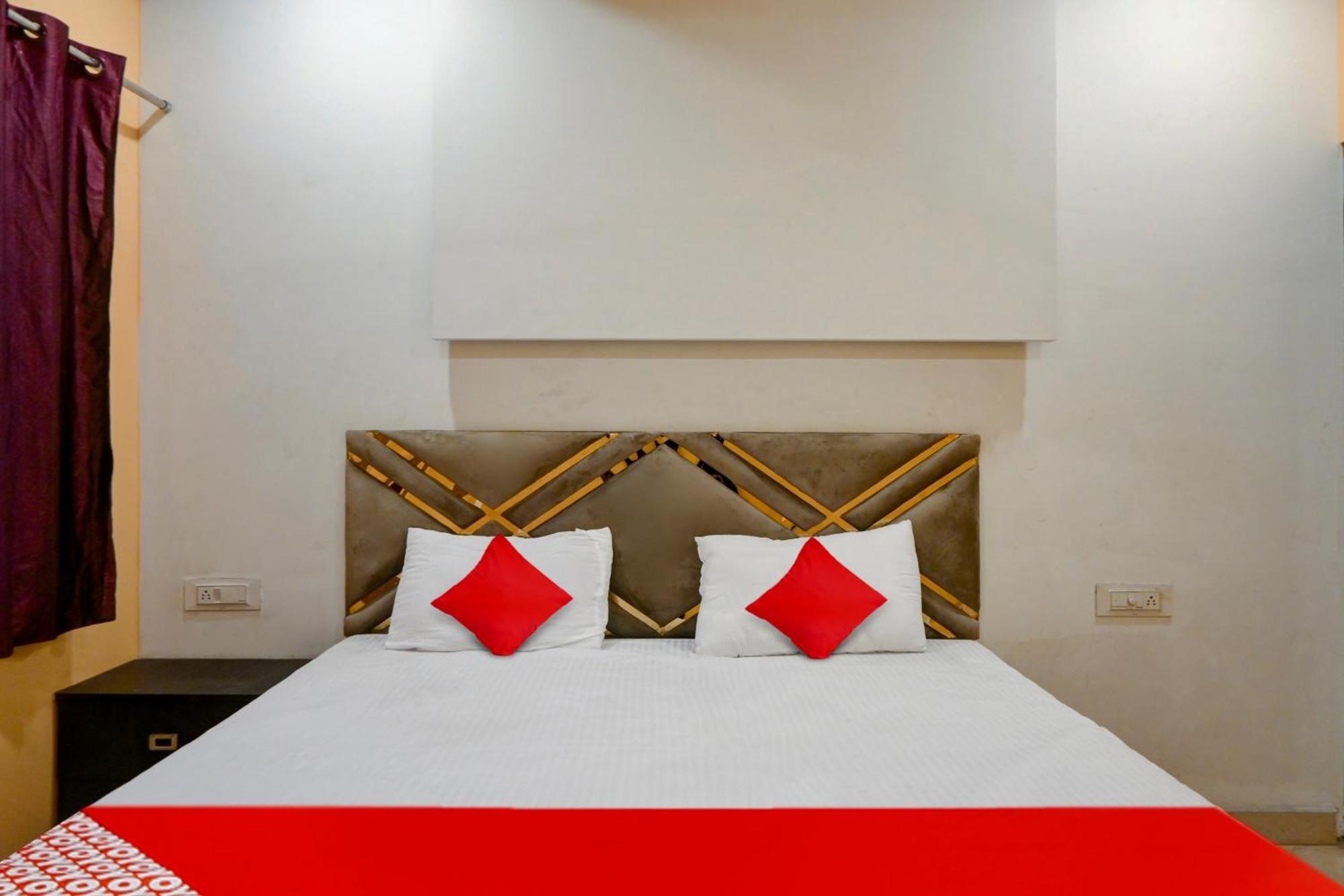 Durg Hotel O Club Toronto מראה חיצוני תמונה
